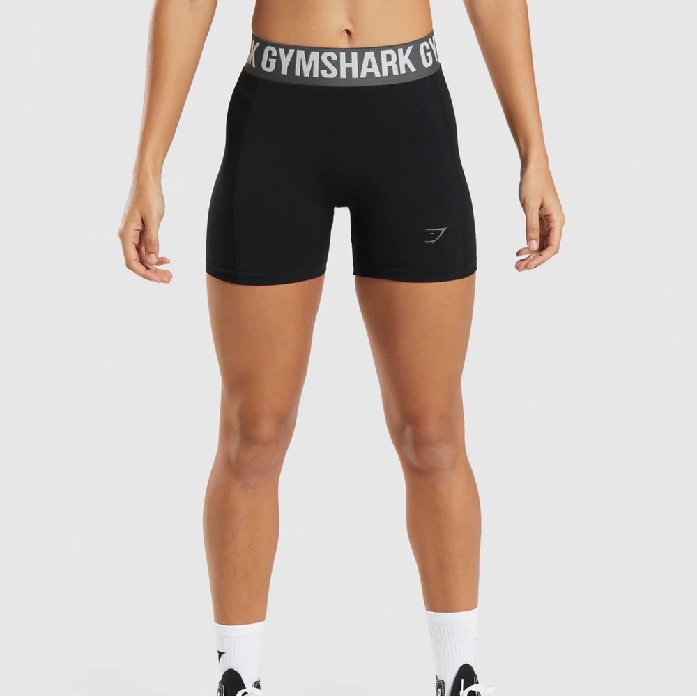 Gymshark FLEX SHORTS M black new with tag